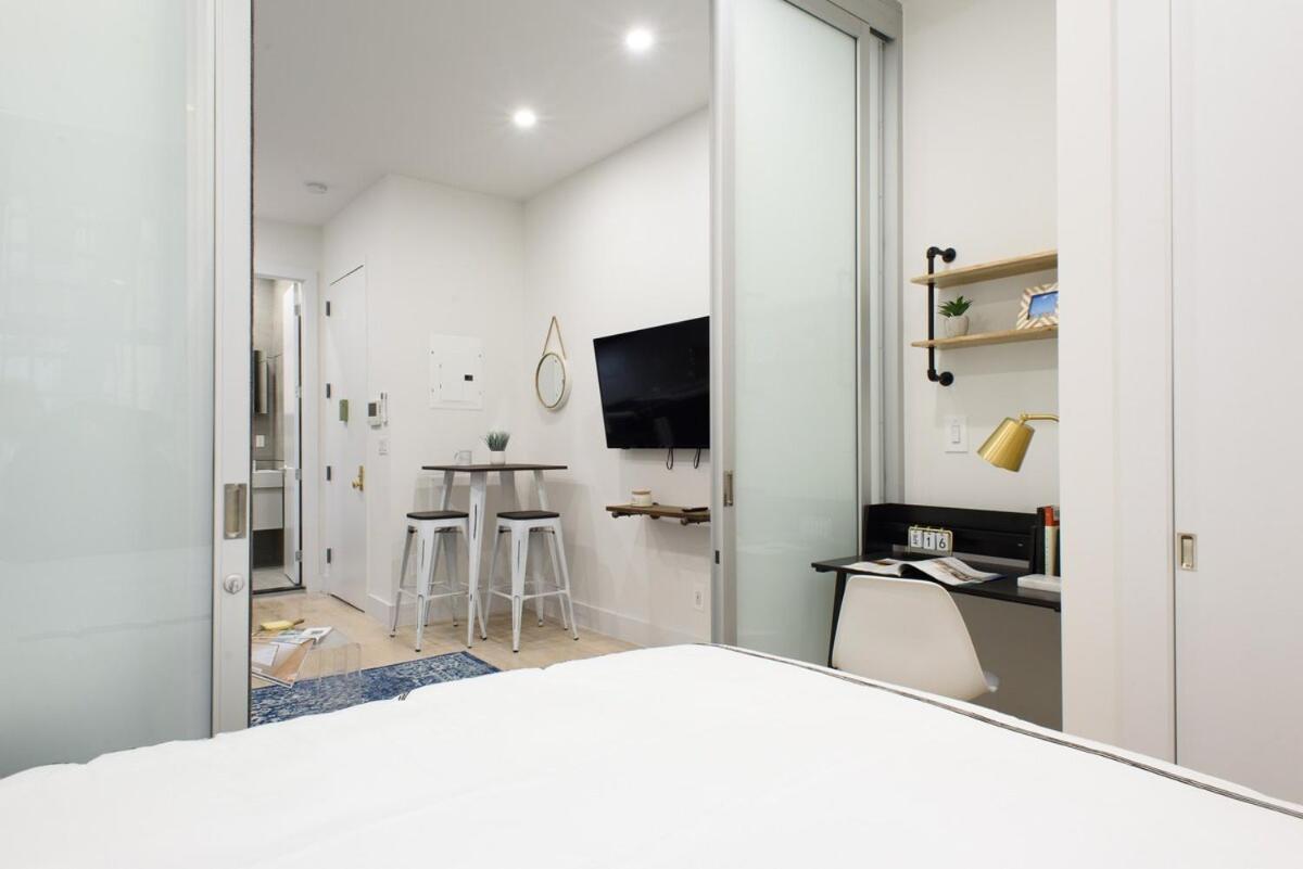 78-1b New 1br Prime Ues Wd In Unit Appartamento